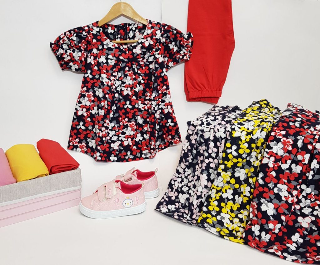 دو تکه شکوفه بهاری