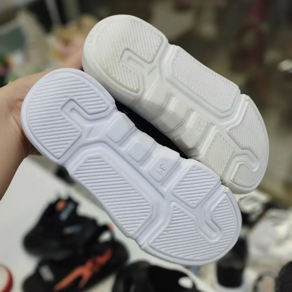 صندل اسپرت جلو بسته - Image 8