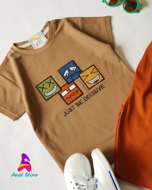 ست بیسکوییتی با شلوارک لی رنگی - Image 2