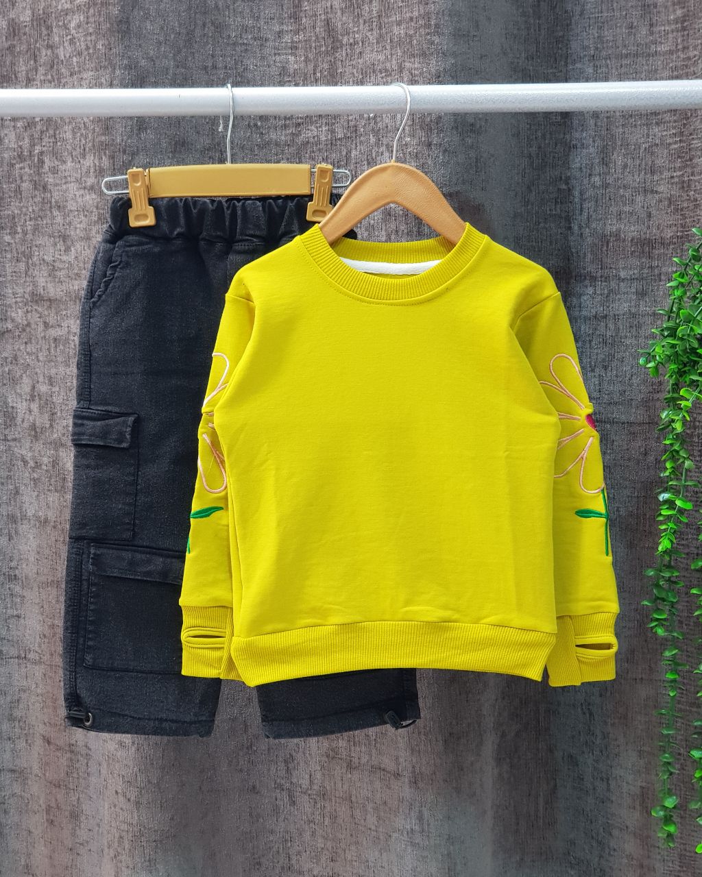 IMG_20241001_114815_201 بلوز شلوار کارگو گل - Image 1