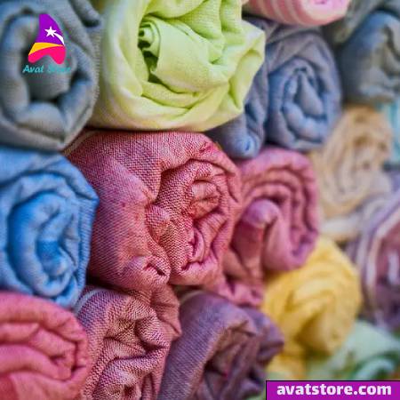 چه پارچه‌ای برای لباس بچه‌گانه مناسب است؟