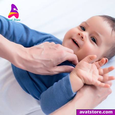 نکات مهم در تعویض لباس کودک و نوزاد