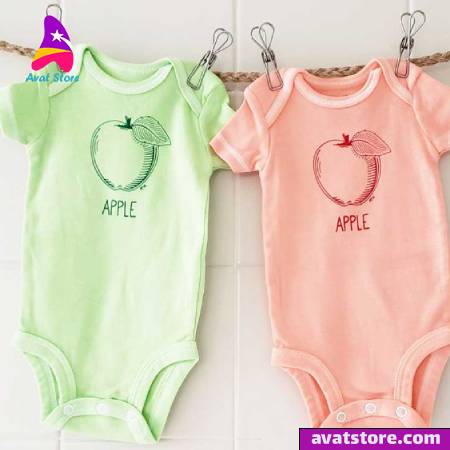 نکات مهم نحوه لباس پوشاندن به نوزاد در تابستان