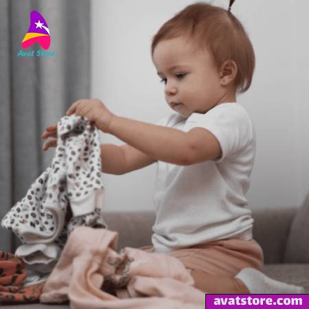 12 ترفند ساده آموزش لباس پوشیدن به کودک