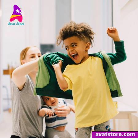 آموزش لباس پوشیدن به کودک